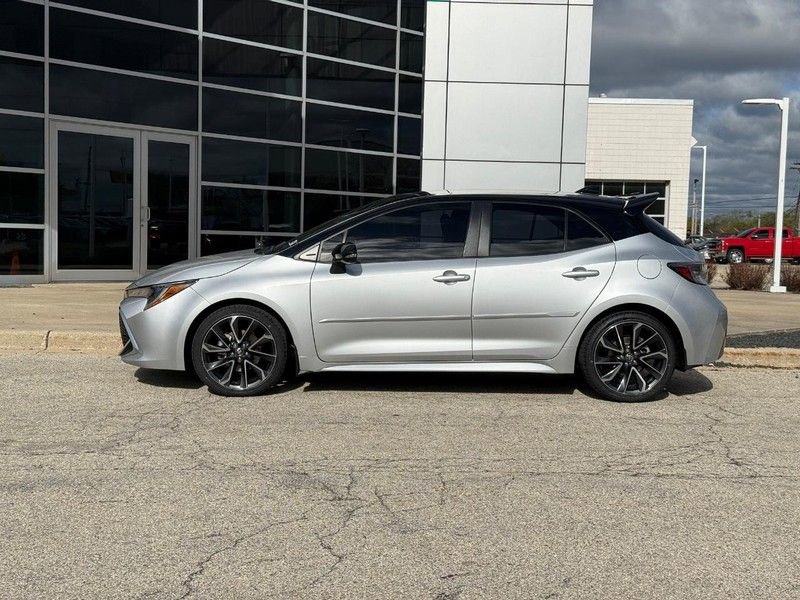 Used 2022 Toyota Corolla XSE FWD image 6