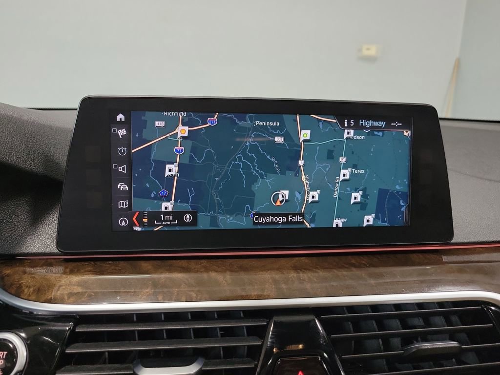 Used 2018 BMW 530i xDrive image 45