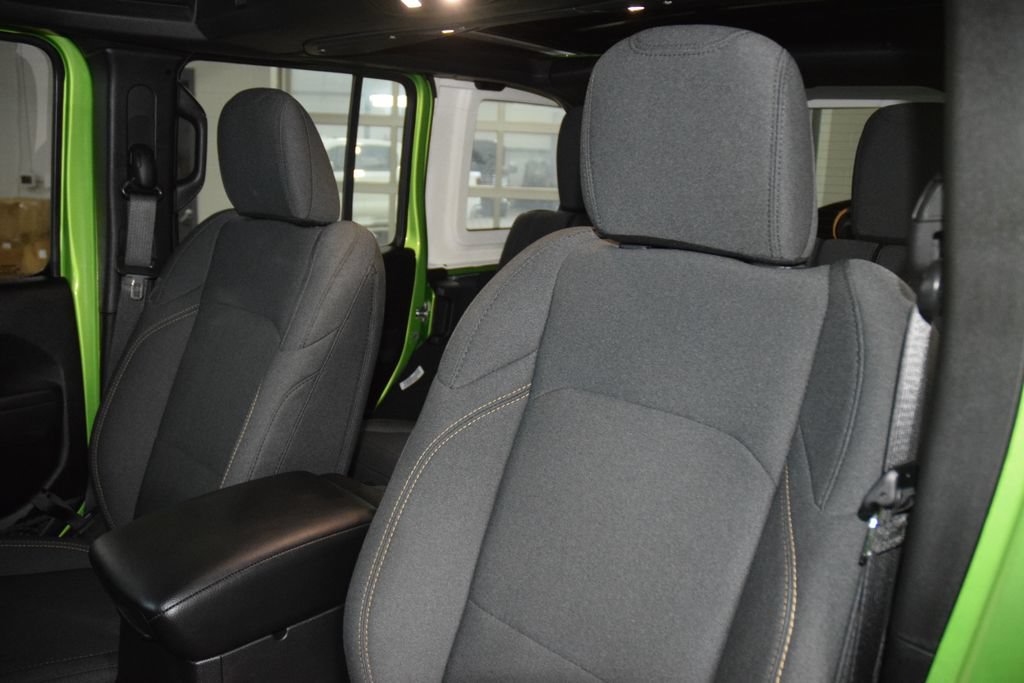 Used 2026 Jeep Wrangler Unlimited Sport AWD/4WD image 40