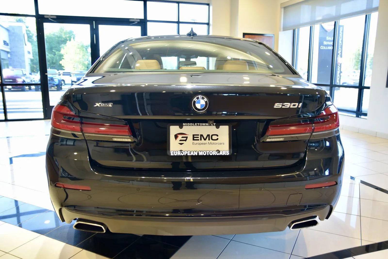 Used 2022 BMW 530i xDrive w/ Premium Package AWD/4WD image 5