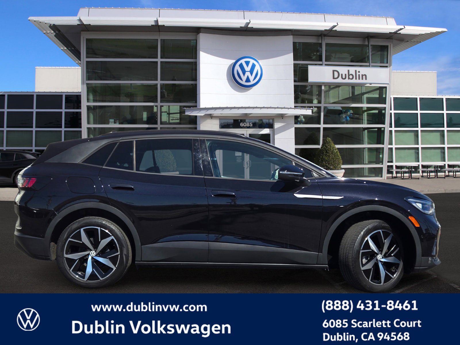 Used 2023 Volkswagen ID.4 Pro S AWD/4WD image 3