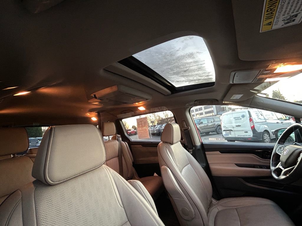 Used 2023 Honda Odyssey Elite image 27