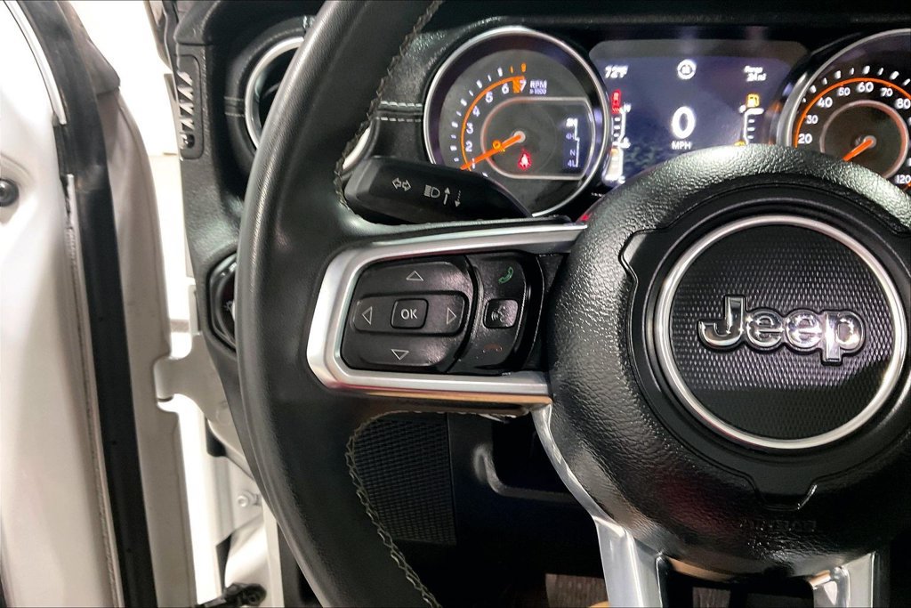Used 2023 Jeep Gladiator Overland w/ Popular Equipment Package AWD/4WD image 25