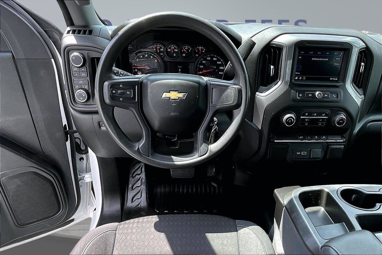 Used 2022 Chevrolet Silverado 1500 W/T w/ WT Fleet Convenience Package image 9