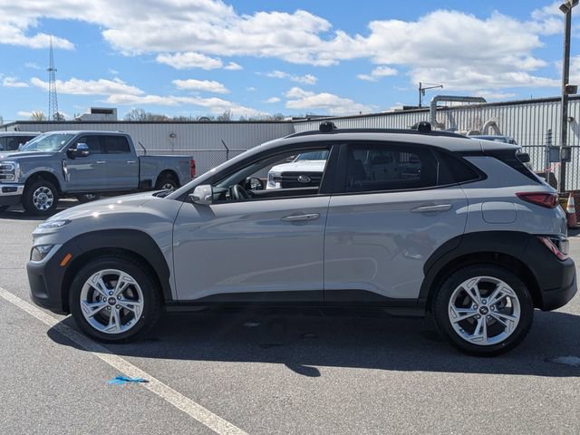 Used 2022 Hyundai Kona SEL image 6