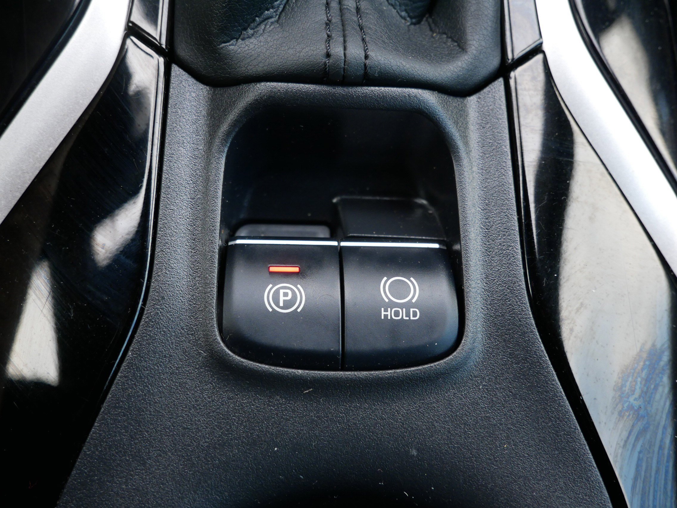 Used 2021 Toyota Corolla SE w/ Blackout Package (TMS) image 31