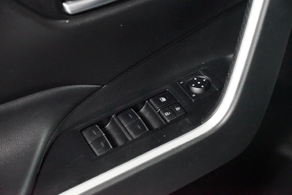 Certified 2024 Toyota RAV4 XLE FWD image 31