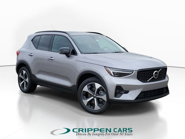 New 2026 Volvo XC40 B5 Plus w/ Protection Package Premier