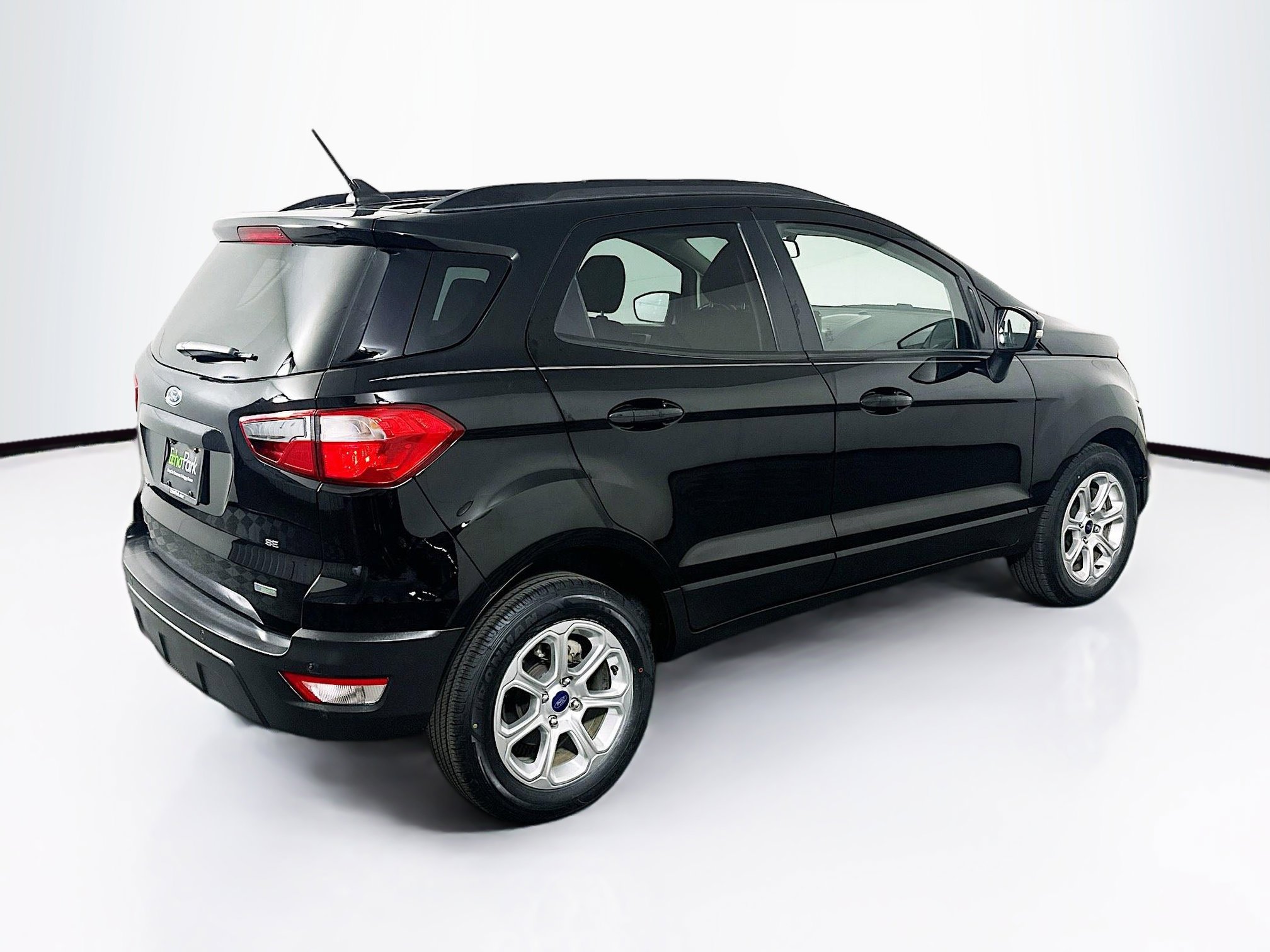 Used 2019 Ford EcoSport SE w/ SE Convenience Package image 9