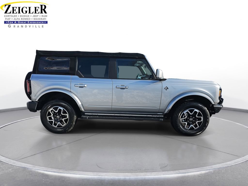 Used 2021 Ford Bronco Outer Banks image 4