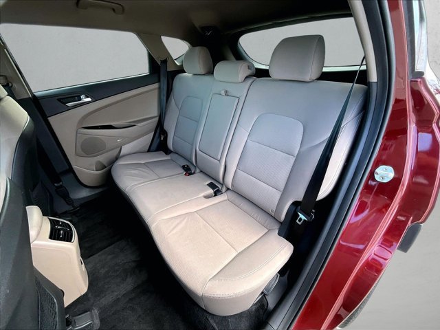 Used 2020 Hyundai Tucson Sport FWD image 28