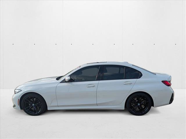 Used 2023 BMW 330i Sedan w/ M Sport Package image 9