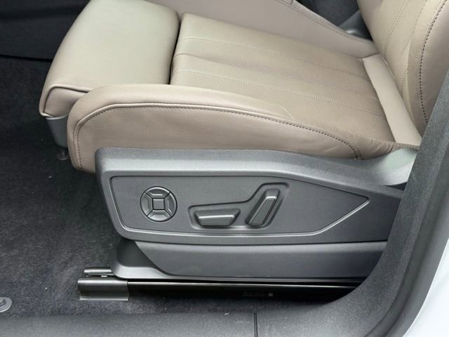 New 2025 Audi Q5 Premium Plus AWD/4WD image 8