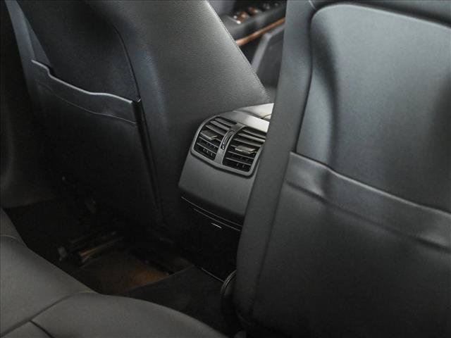 Used 2012 Mercedes-Benz E 350 4MATIC Sedan image 19