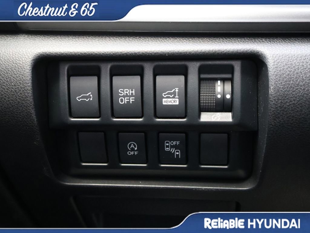 Used 2024 Subaru Forester Premium AWD/4WD image 33