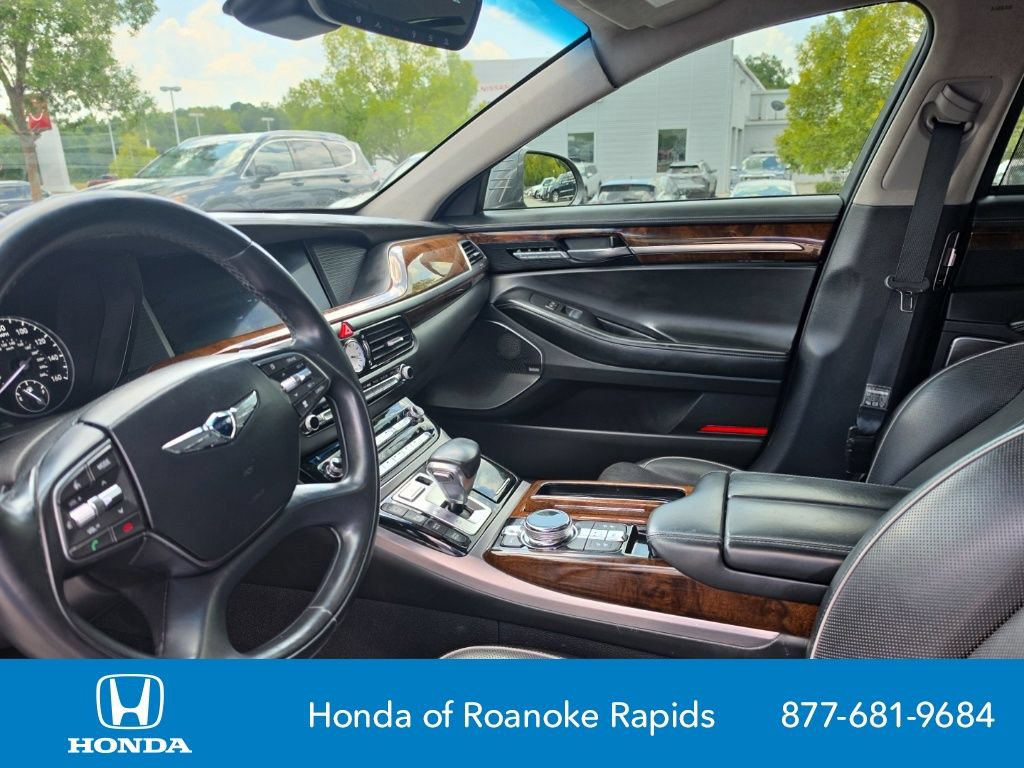 Used 2017 Genesis G90 5.0 Ultimate RWD image 9