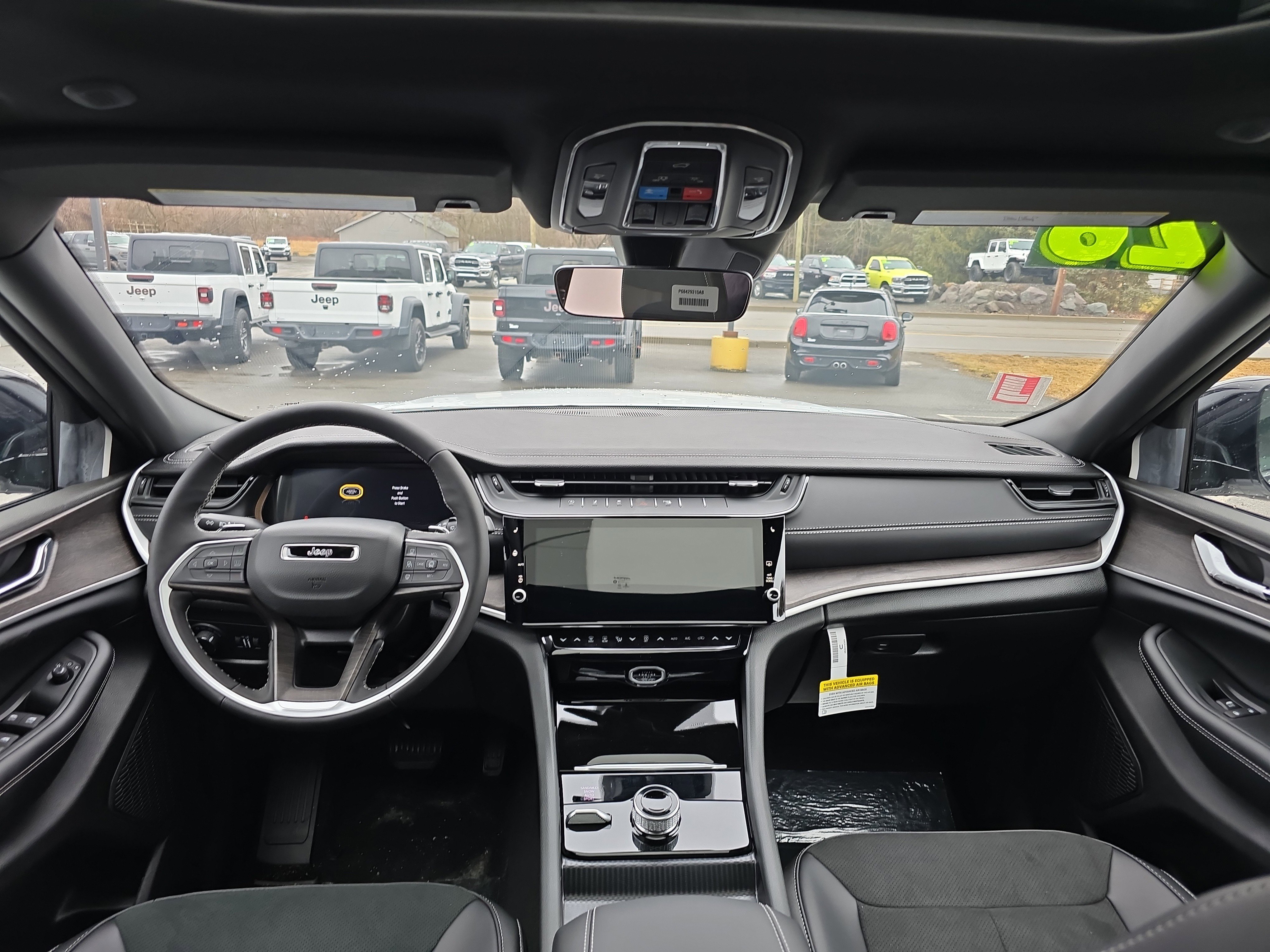 New 2026 Jeep Grand Cherokee Altitude image 15