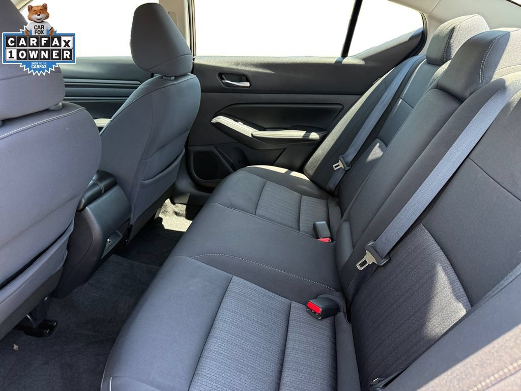 Used 2019 Nissan Altima 2.5 S FWD image 14