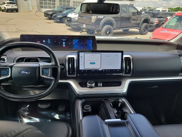 Certified 2025 Ford Expedition Max Platinum AWD/4WD image 10