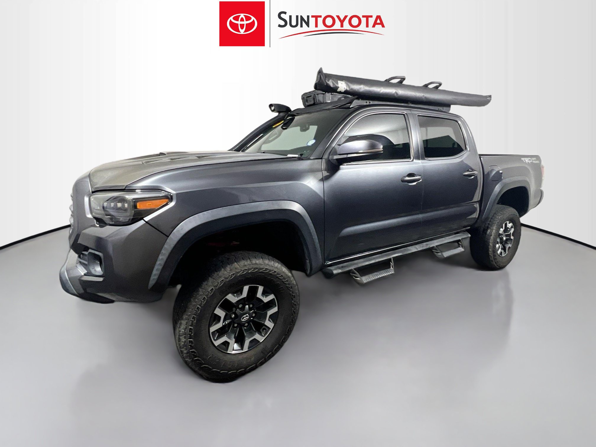 Used 2022 Toyota Tacoma TRD Off-Road RWD image 9