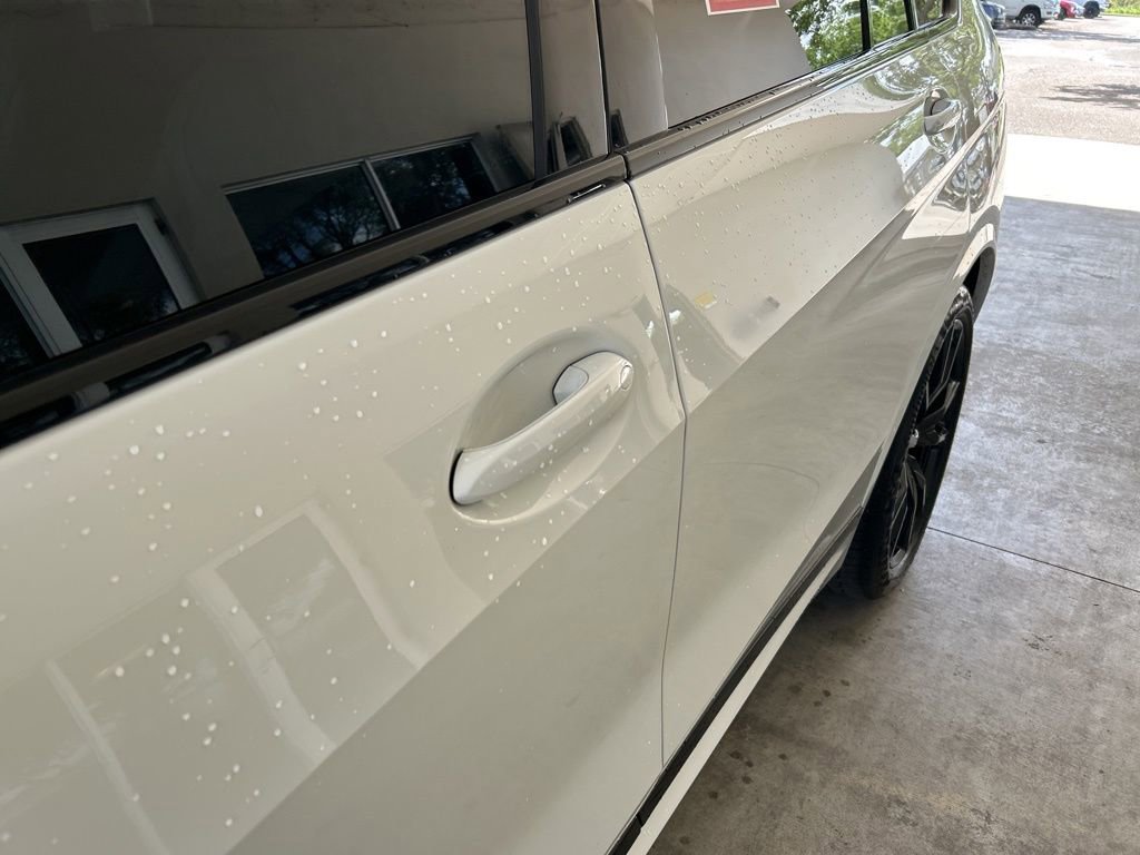 Used 2024 BMW X7 xDrive40i w/ M Sport Package image 17