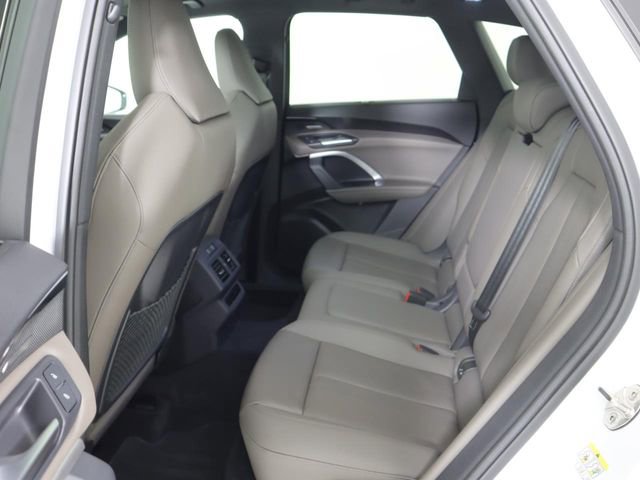 Certified 2025 Audi Q5 Premium Plus w/ Premium Plus image 15