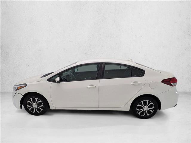 Used 2018 Kia Forte LX image 9