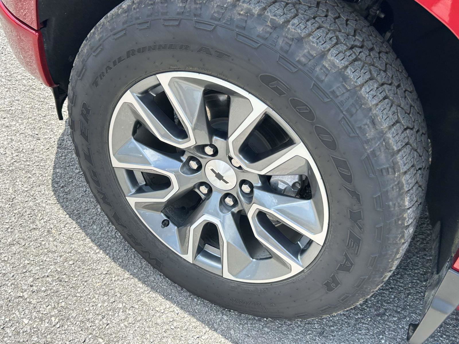 Used 2024 Chevrolet Silverado 1500 RST AWD/4WD image 9