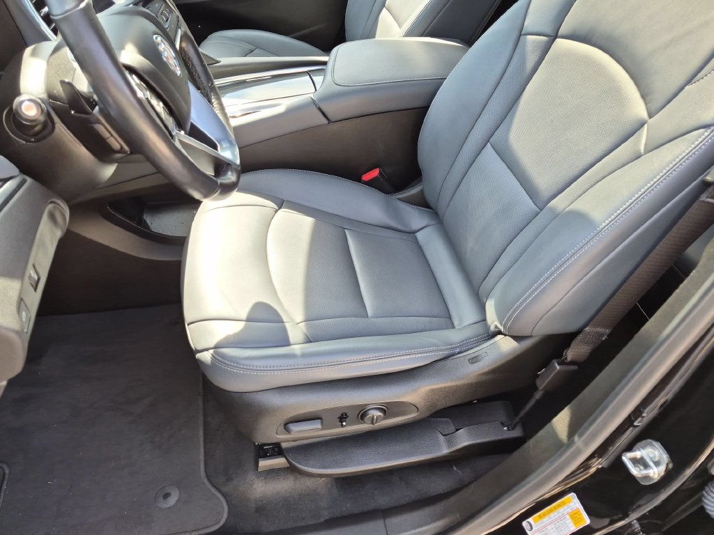 Used 2024 Buick Enclave Essence w/ Experience Buick Package AWD/4WD image 26