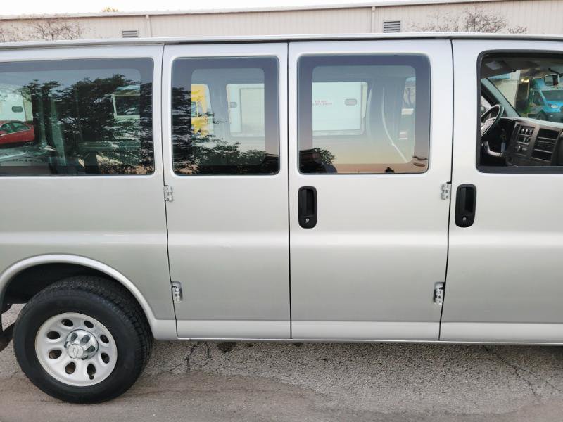 Used 2014 Chevrolet Express 1500 RWD image 23
