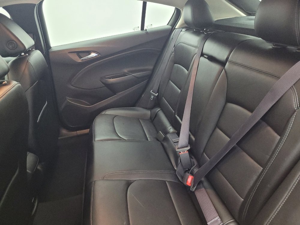 Used 2017 Chevrolet Cruze Premier image 18