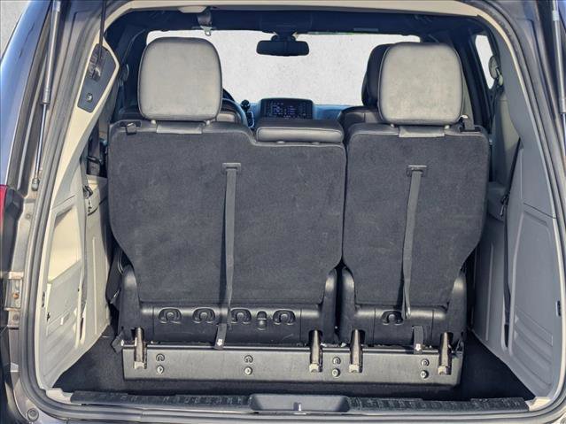 Used 2019 Dodge Grand Caravan SXT image 17