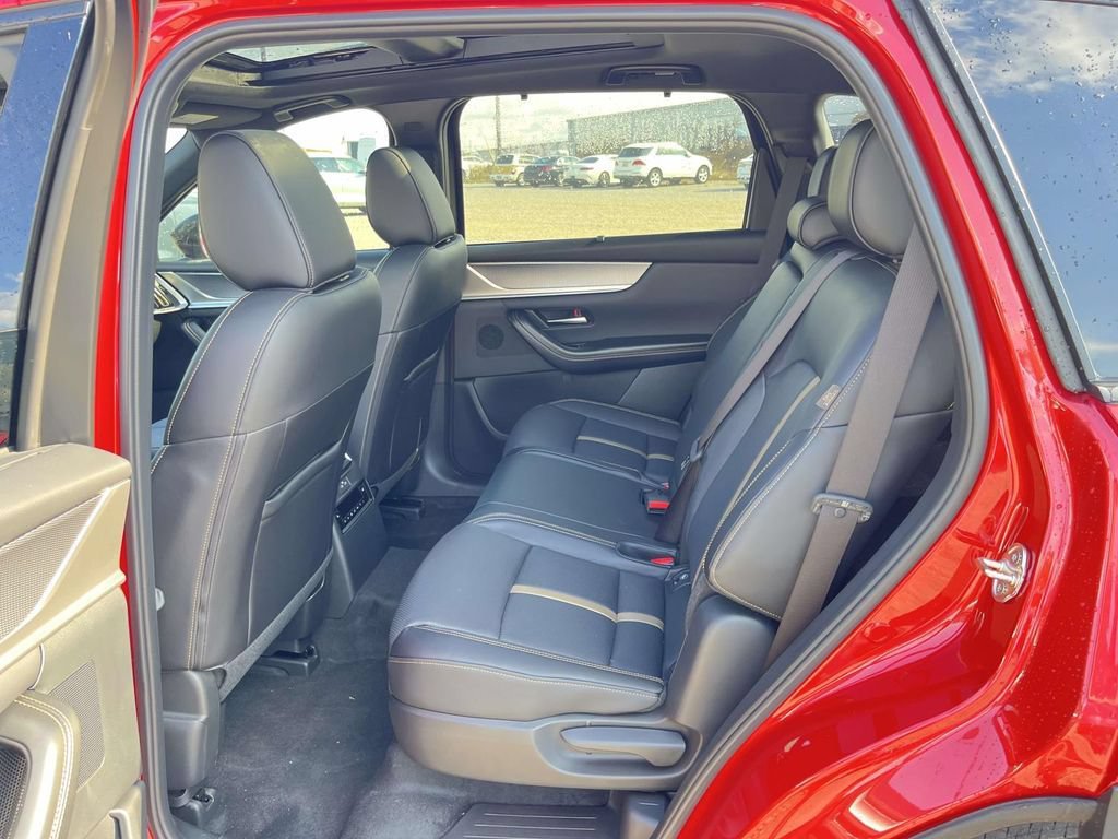 New 2025 MAZDA CX-70 Plug-In Hybrid w/ Premium Plus AWD/4WD image 24