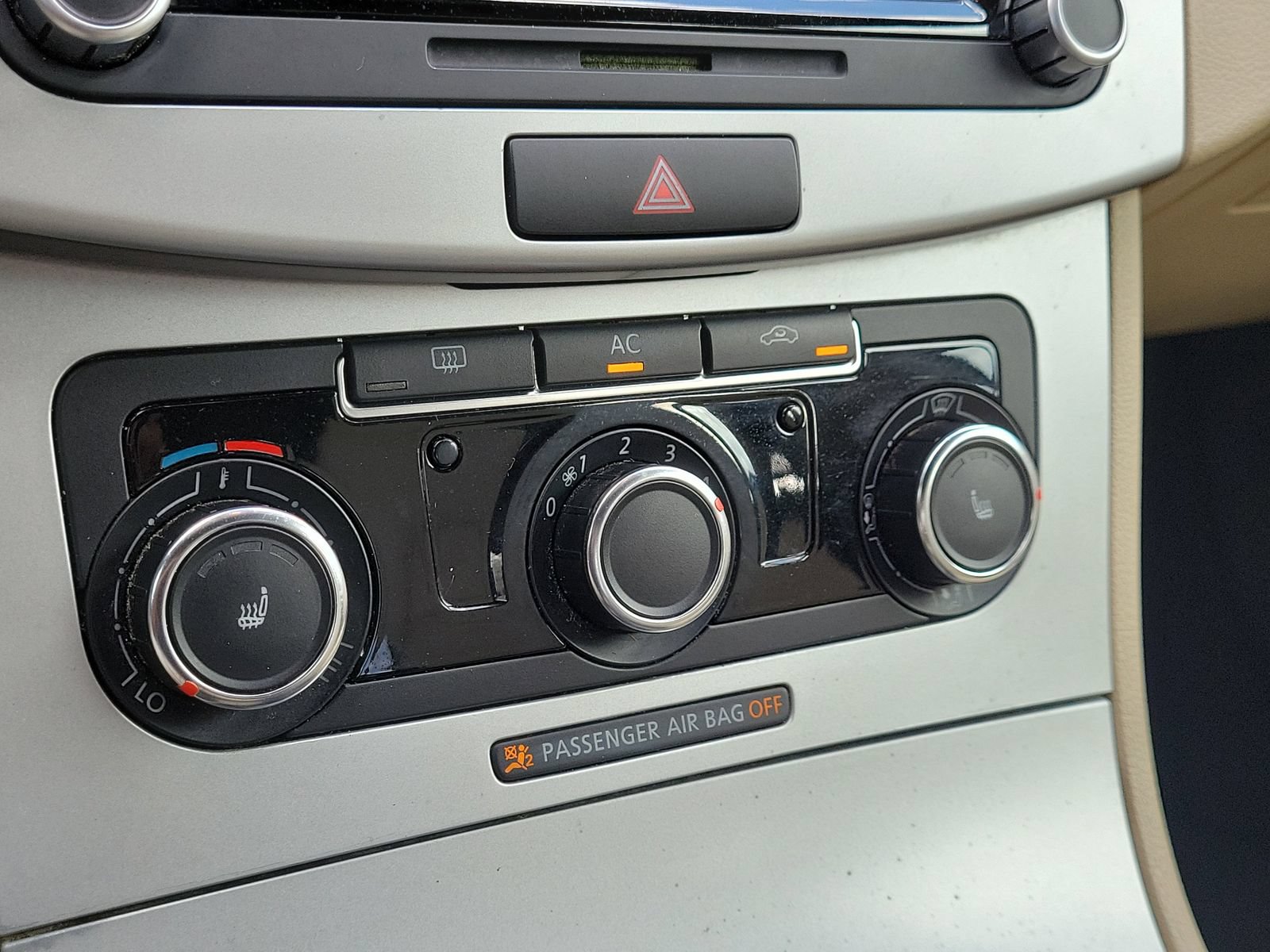 Used 2012 Volkswagen CC Sport FWD image 27
