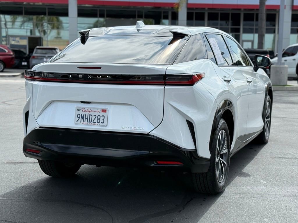 Used 2024 Lexus RZ 300e Premium w/ Technology Package image 11