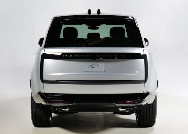 New 2025 Land Rover Range Rover SE image 7