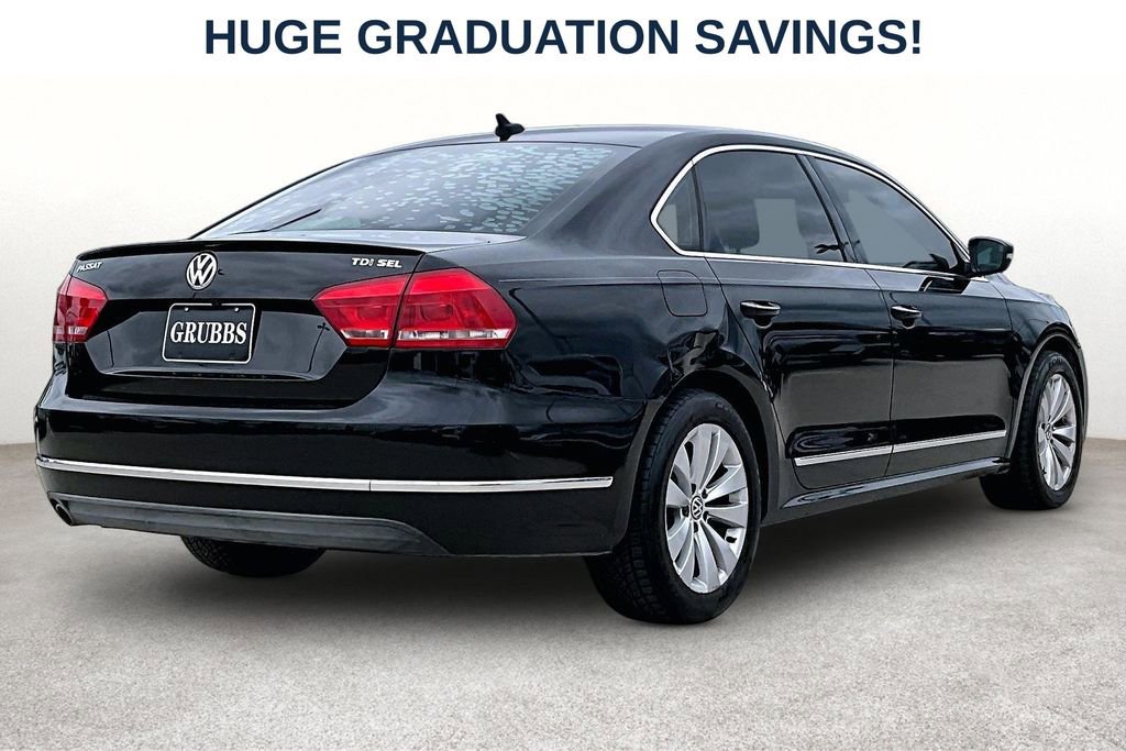 Used 2014 Volkswagen Passat TDI SEL Premium FWD image 2