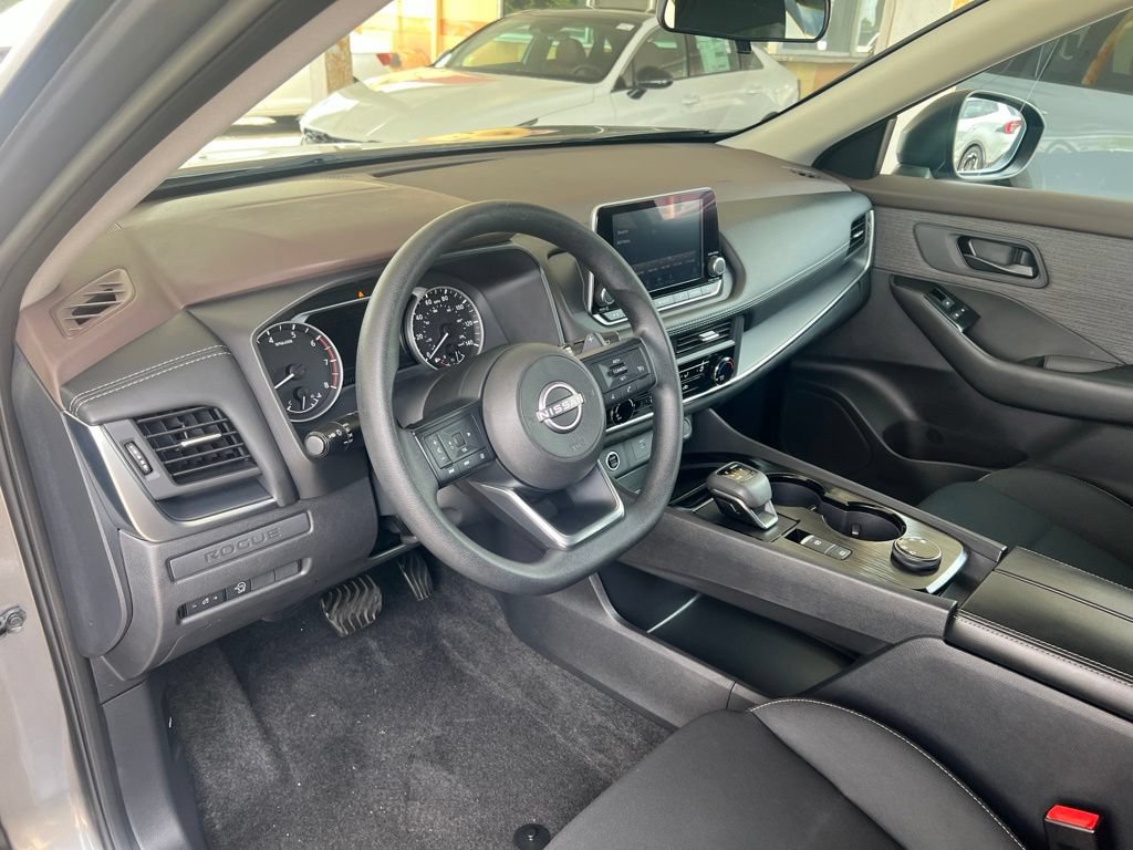 Certified 2023 Nissan Rogue S AWD/4WD image 6