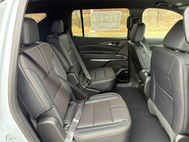 New 2026 Chevrolet Traverse High Country image 15