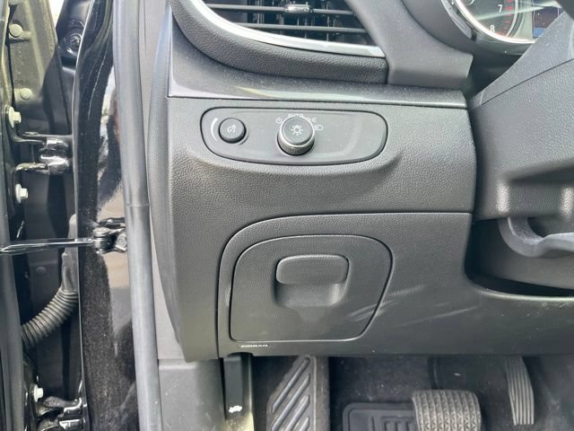 Used 2022 Buick Encore Preferred w/ Safety Package AWD/4WD image 29