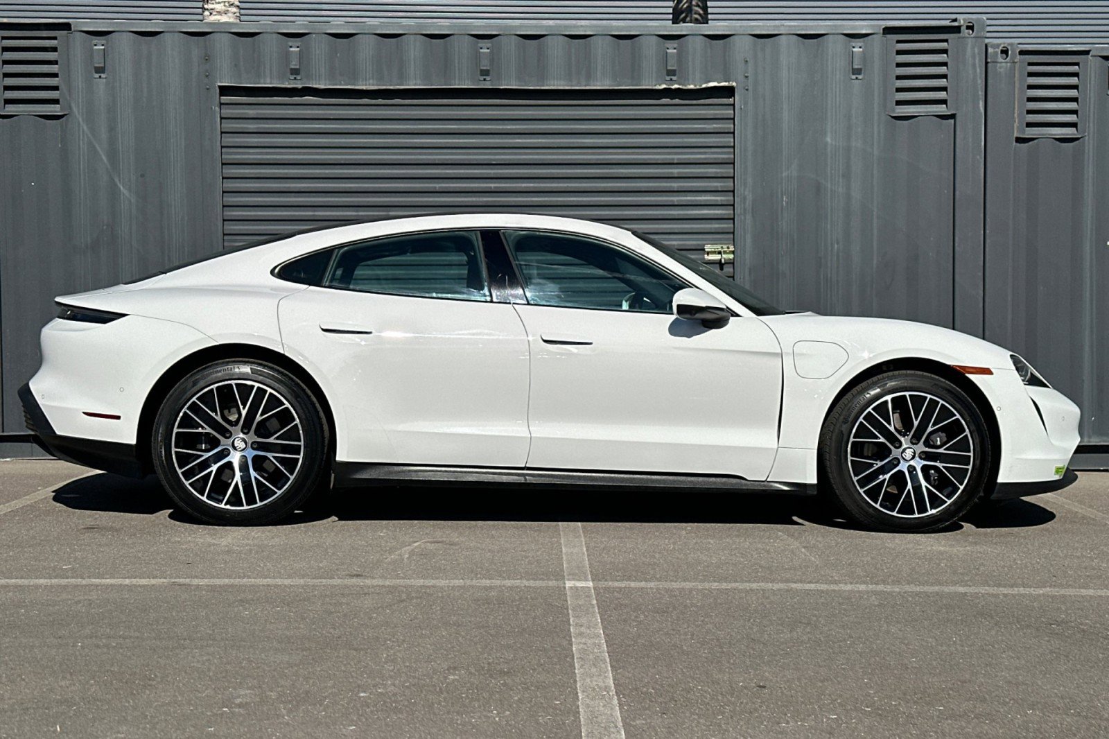 Certified 2023 Porsche Taycan RWD image 9