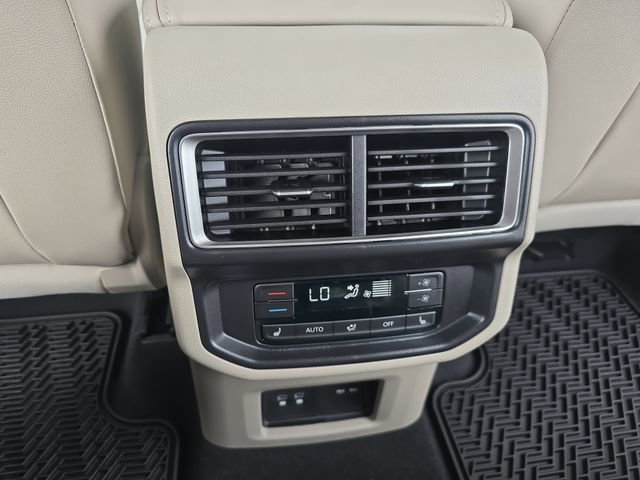 New 2026 Volkswagen Atlas SEL Premium R-Line AWD/4WD image 15