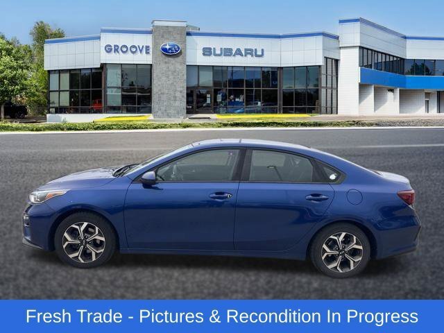 Used 2019 Kia Forte LXS FWD image 2