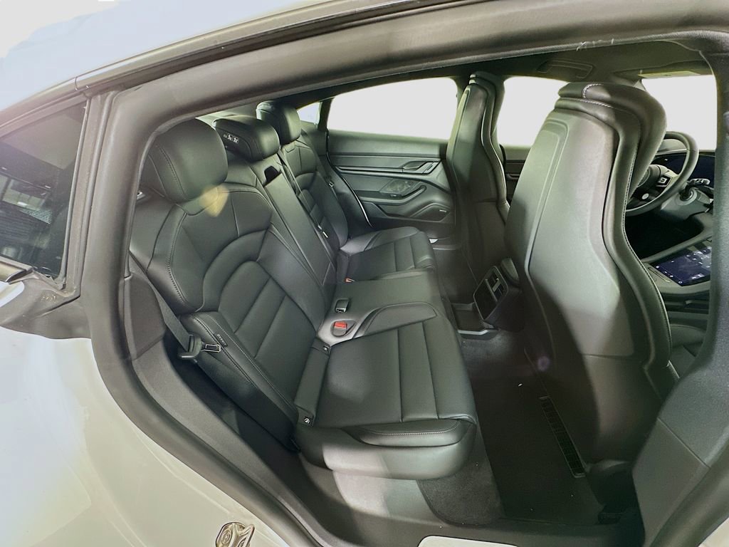 New 2025 Porsche Taycan image 29