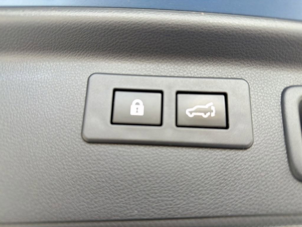 Used 2022 Subaru Forester Touring w/ Popular Package #3 image 38