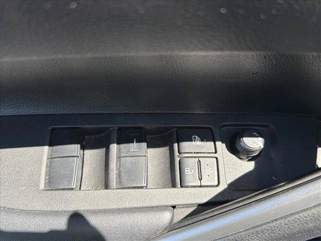 Used 2022 Toyota Corolla Cross LE FWD image 10