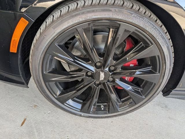 New 2025 Cadillac CT4 V RWD image 36