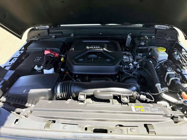 Used 2019 Jeep Wrangler Unlimited Sport S AWD/4WD image 12
