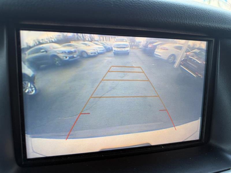 Used 2018 Chevrolet Tahoe 2WD image 13