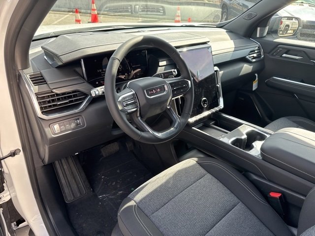 New 2025 GMC Acadia Elevation image 10